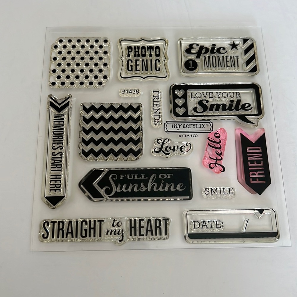 CTMH stamp B1436 “Photogenic for My Creations Hic Pic Album”